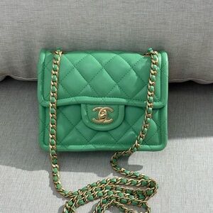 CHANEL Green Caviar Flap Bag Mini GHW